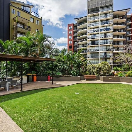 The Docks On Goodwin Aparthotel Brisbane Exterior photo