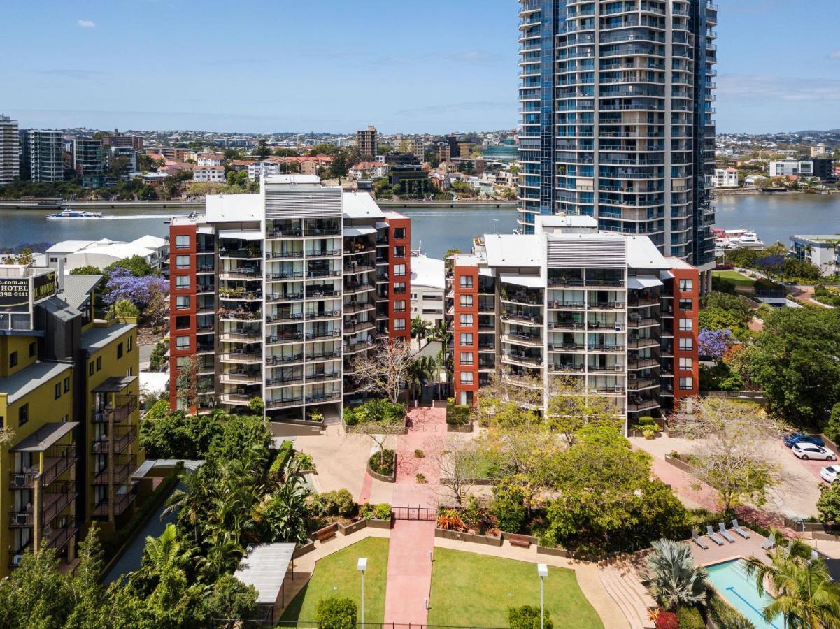 The Docks On Goodwin Aparthotel Brisbane Exterior photo