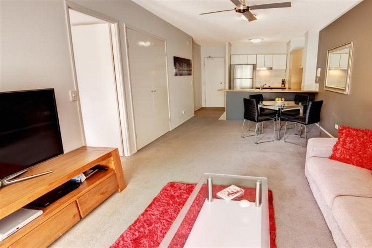 The Docks On Goodwin Aparthotel Brisbane Exterior photo